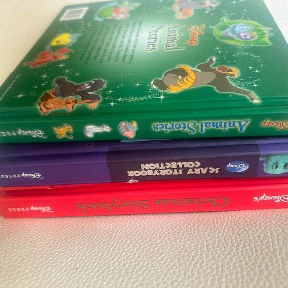 Disney NWT First Edition Animal Stories Book Copyright 2000 in Mint Condition - Picture 6 of 8